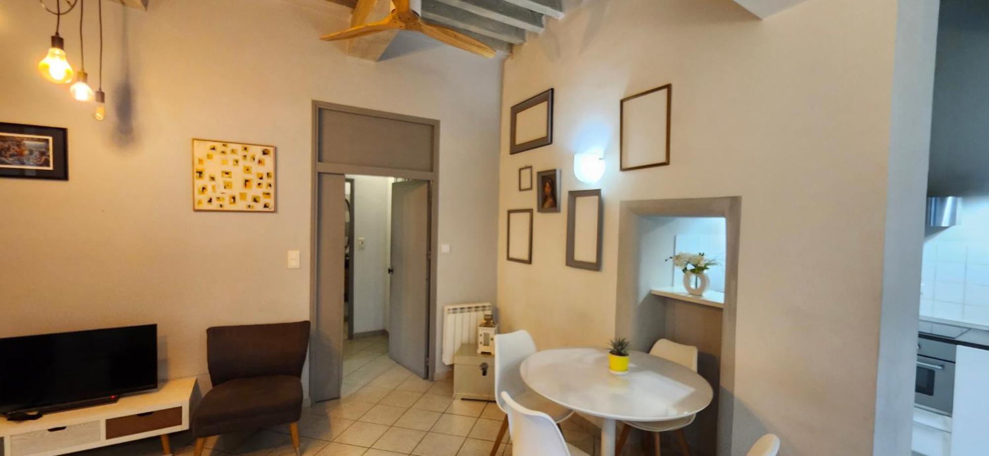 Le Barreme Apartment Arles Luaran gambar