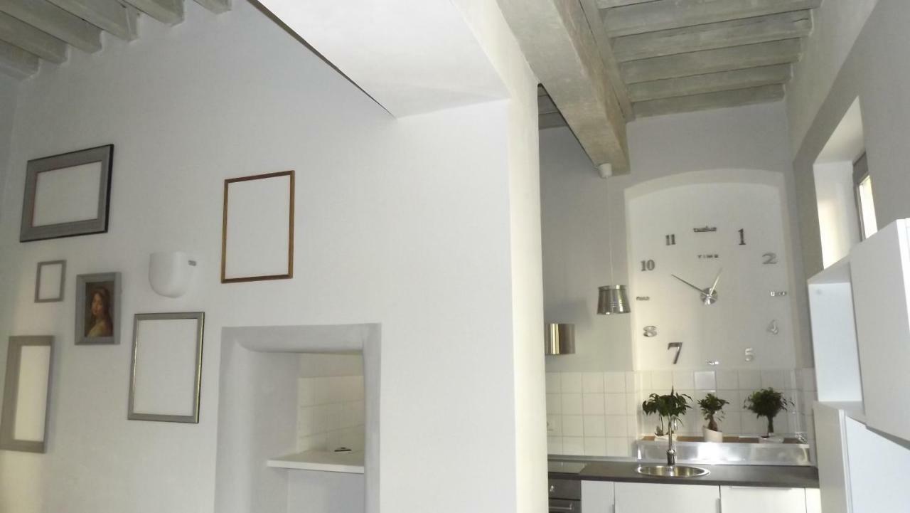 Le Barreme Apartment Arles Luaran gambar