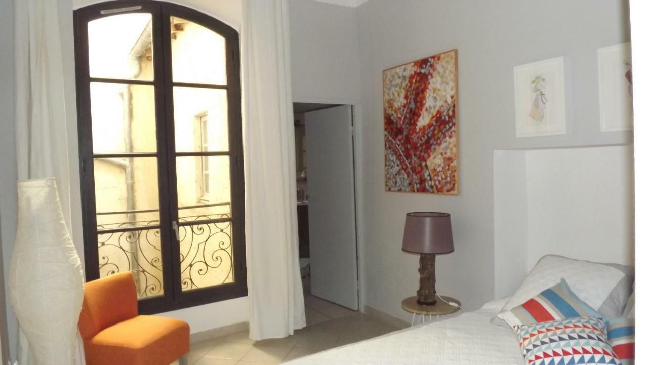 Le Barreme Apartment Arles Luaran gambar