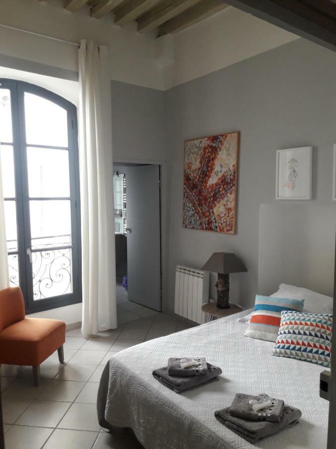 Le Barreme Apartment Arles Luaran gambar