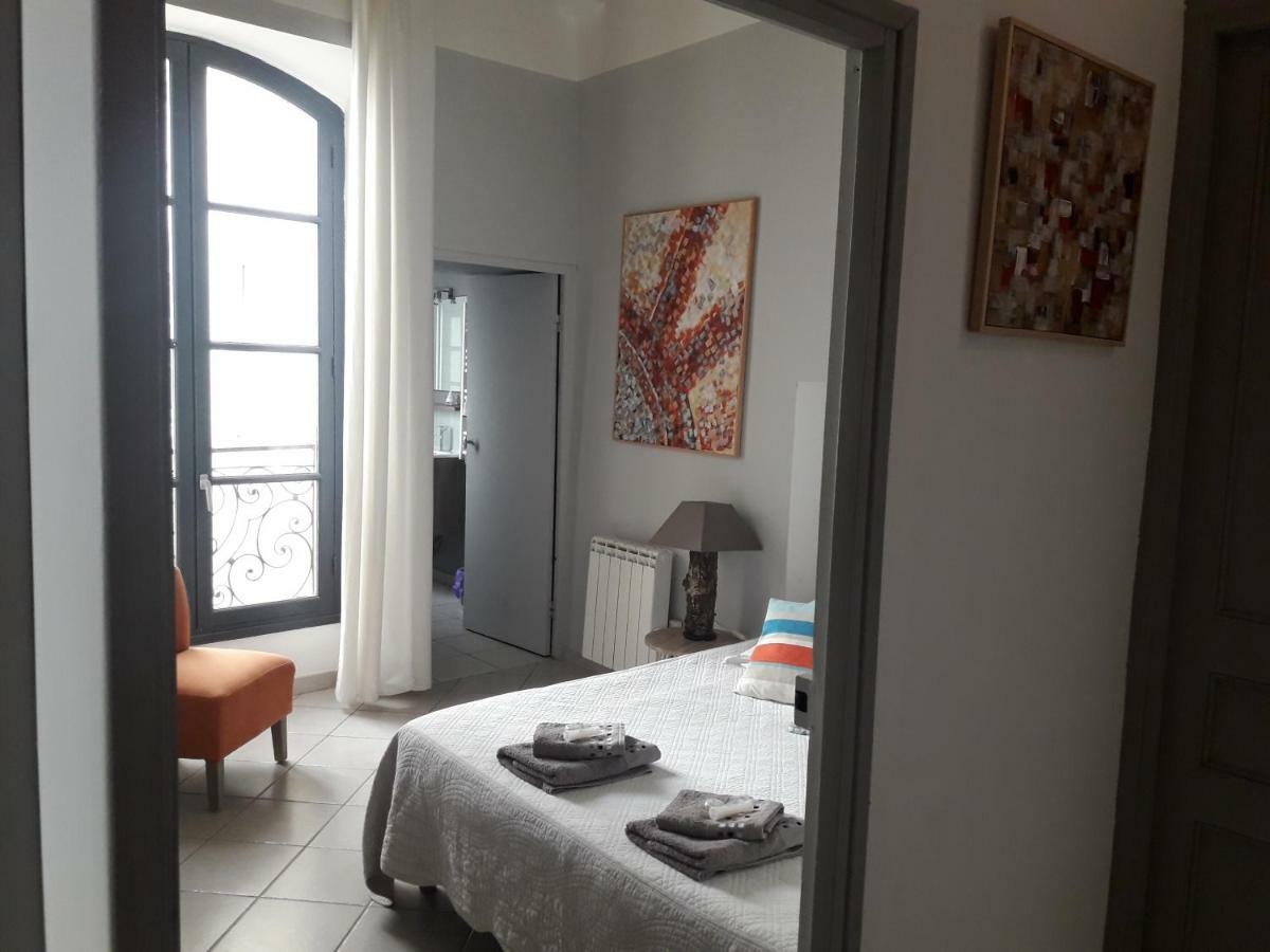 Le Barreme Apartment Arles Luaran gambar