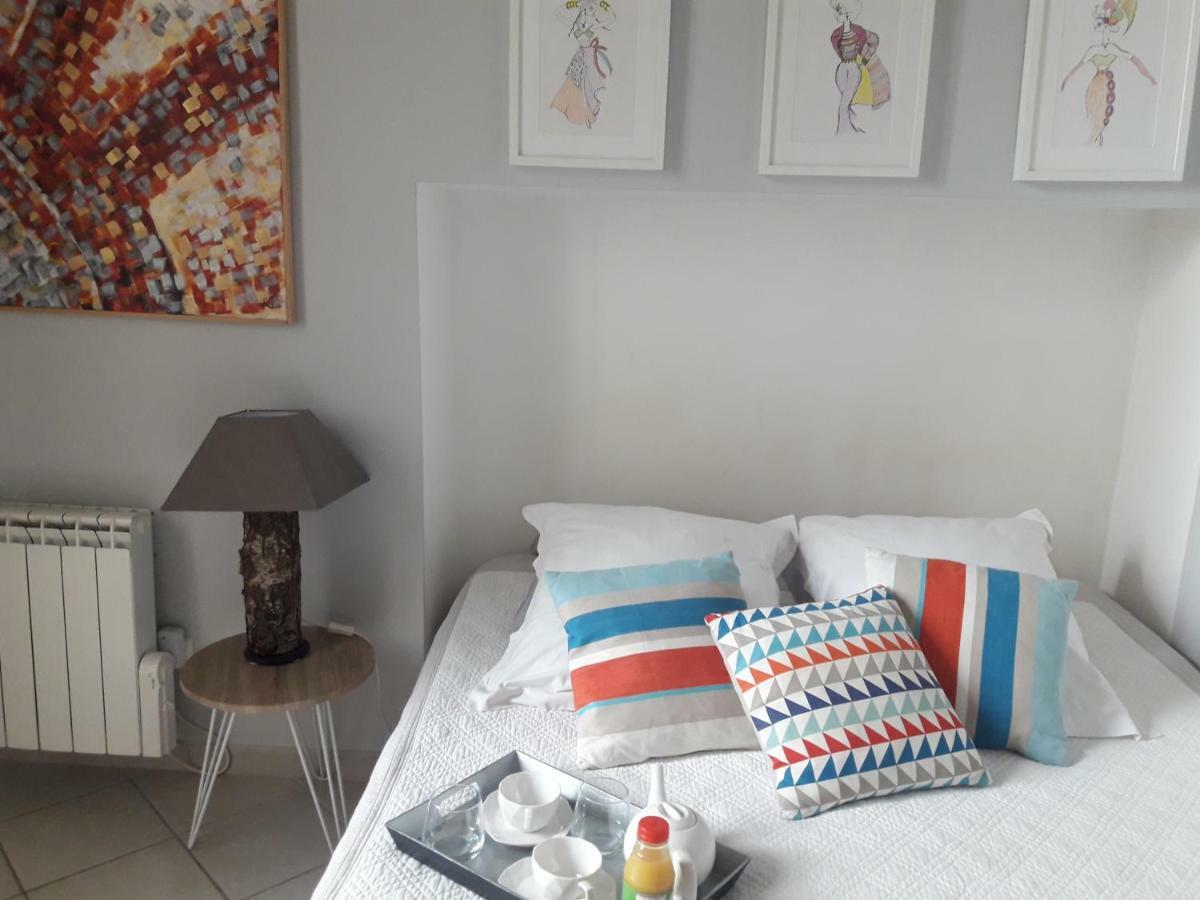 Le Barreme Apartment Arles Luaran gambar