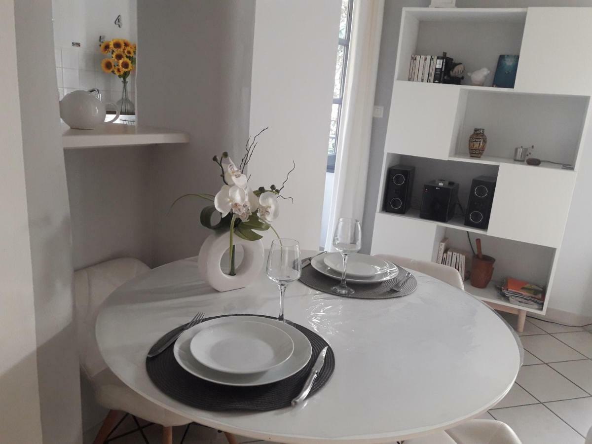 Le Barreme Apartment Arles Luaran gambar
